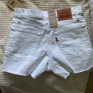 Levi Highrise Shorts